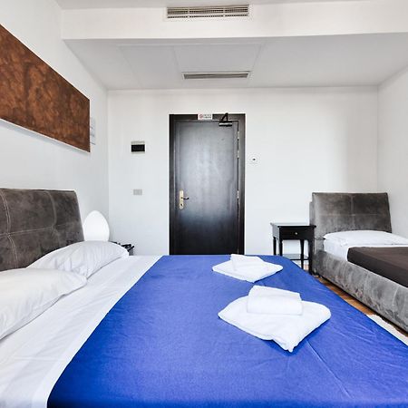 Hotel Trieste Mestre Esterno foto