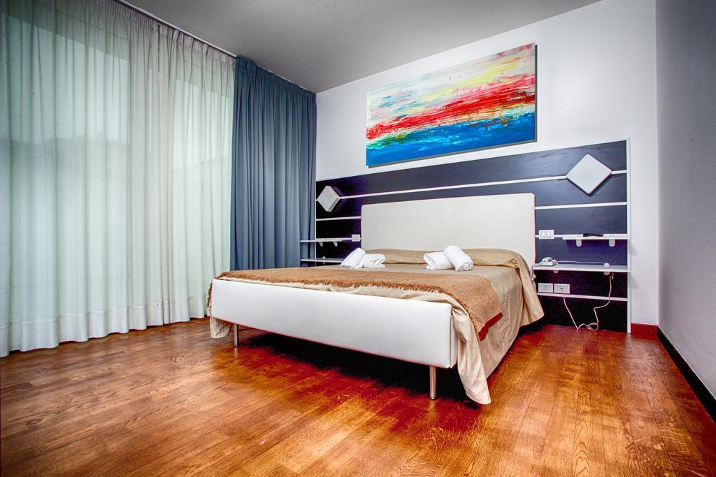 Hotel Trieste Mestre Esterno foto