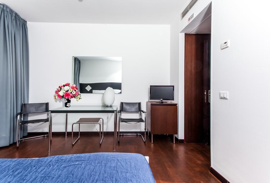 Hotel Trieste Mestre Esterno foto