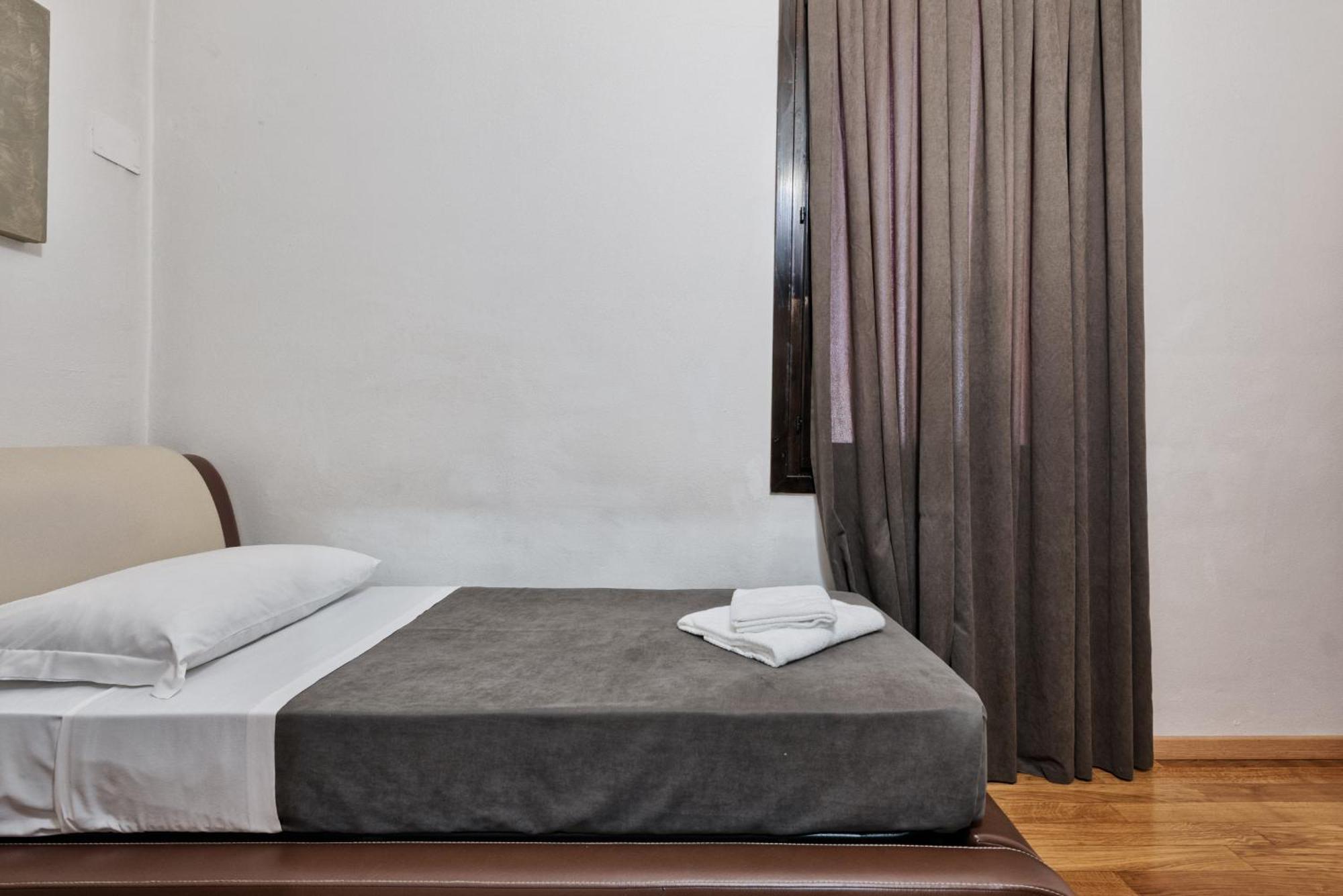 Hotel Trieste Mestre Esterno foto