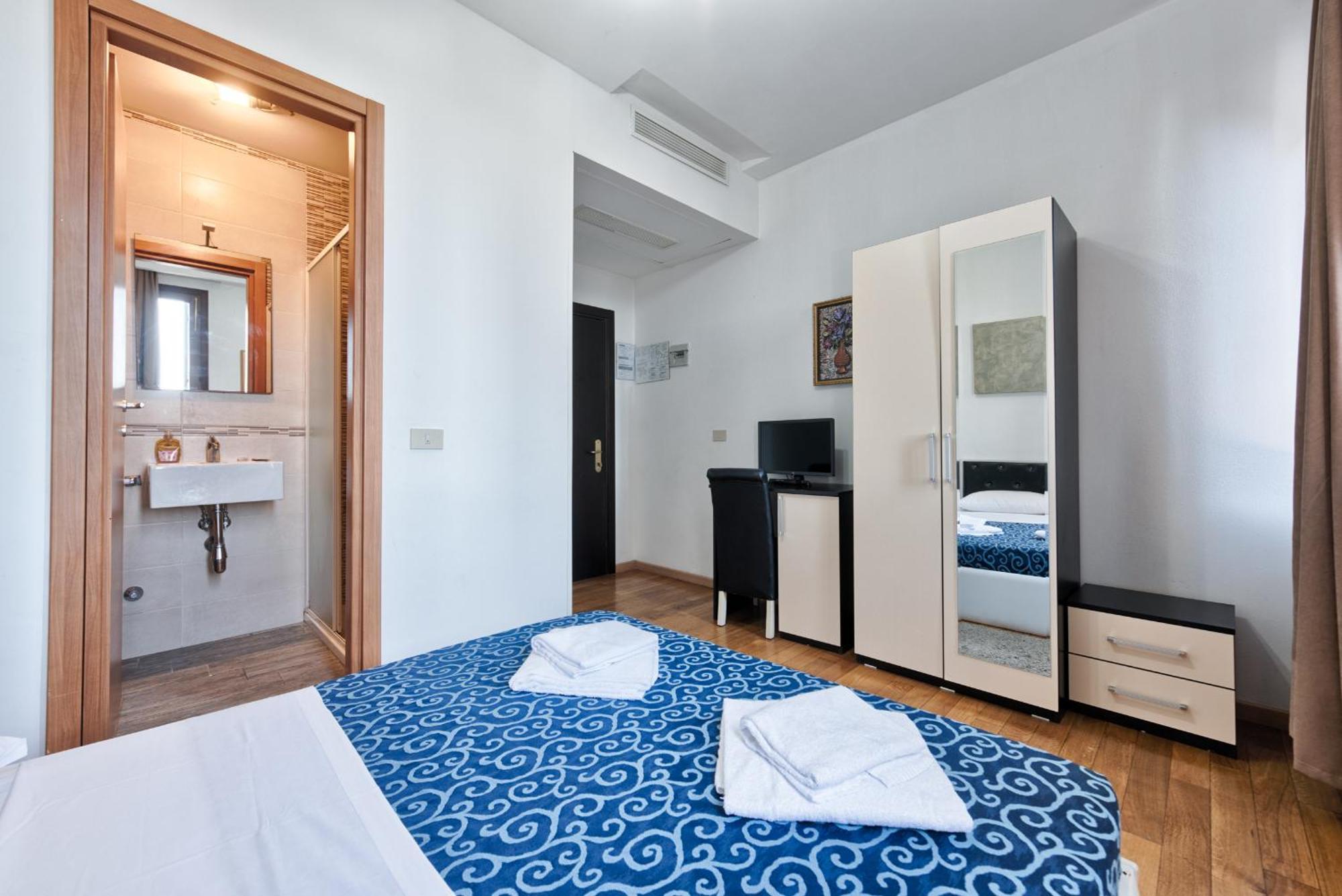 Hotel Trieste Mestre Esterno foto