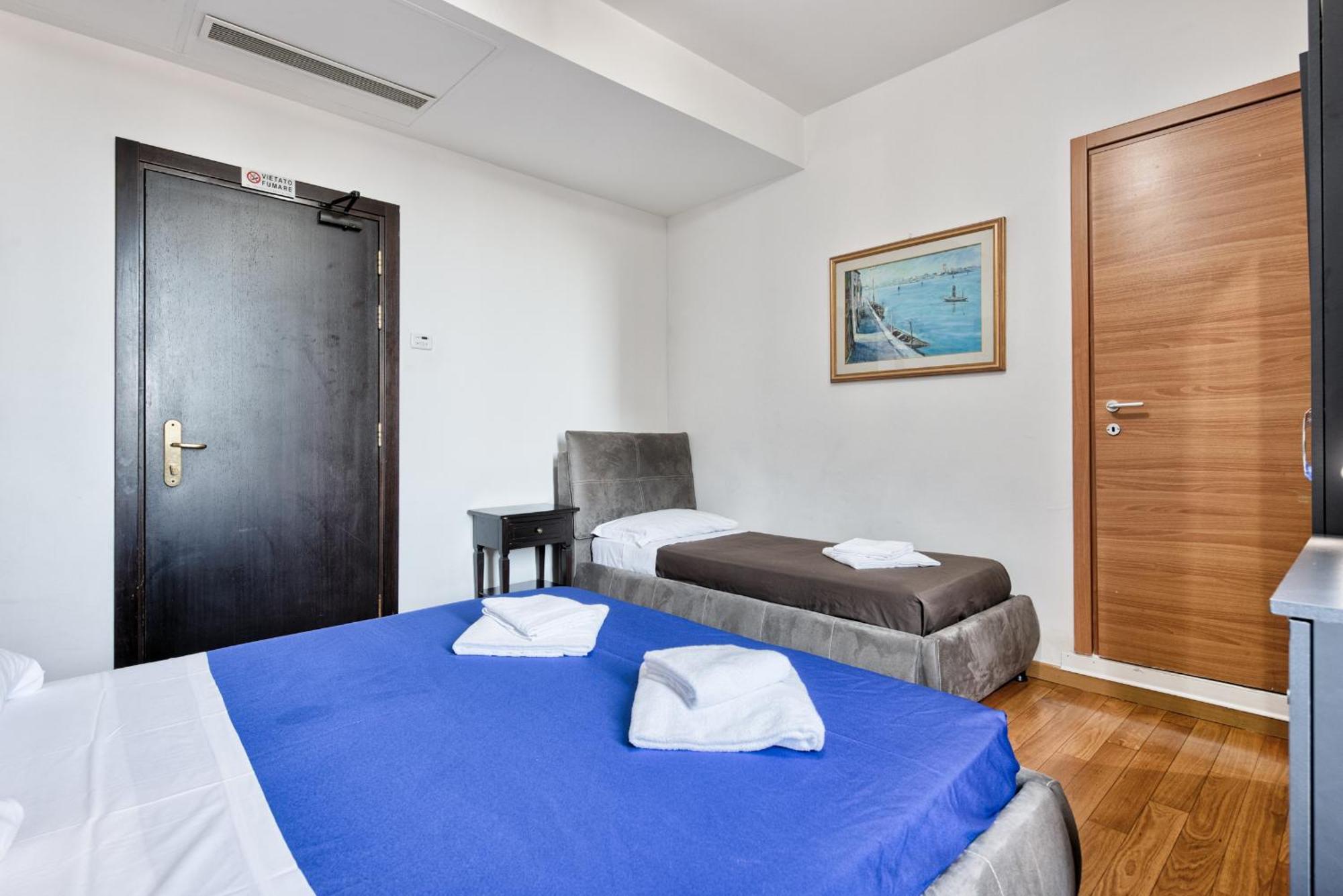 Hotel Trieste Mestre Esterno foto