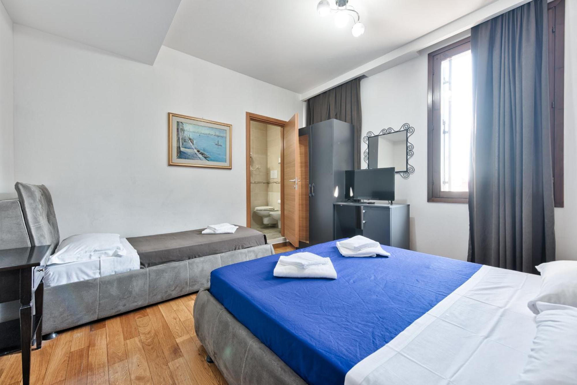 Hotel Trieste Mestre Esterno foto