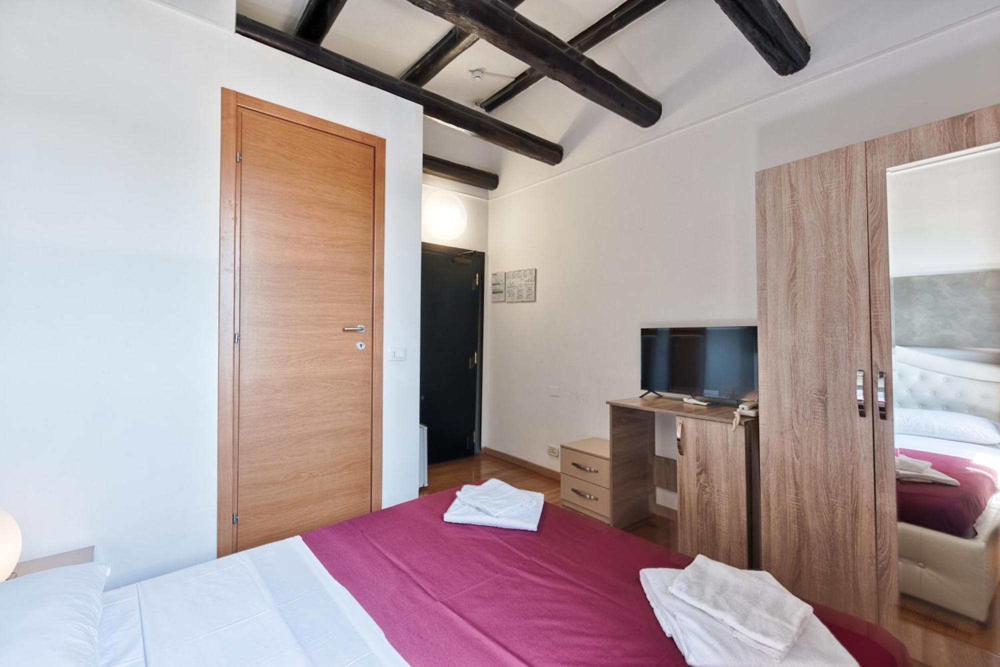 Hotel Trieste Mestre Esterno foto