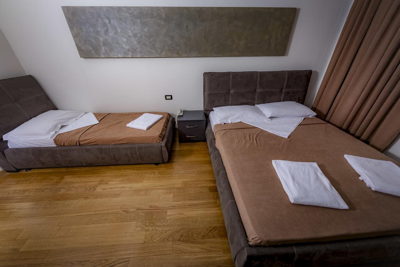 Hotel Trieste Mestre Esterno foto