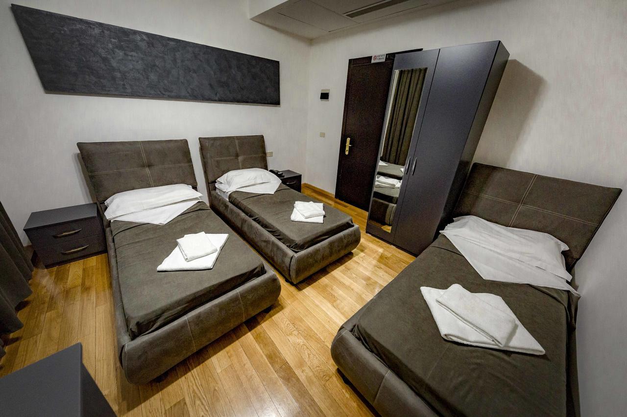 Hotel Trieste Mestre Esterno foto